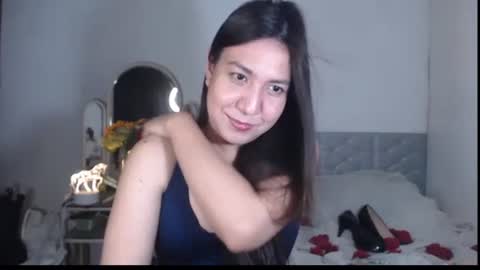 Stella online show from October 2025 12:53:02 AM