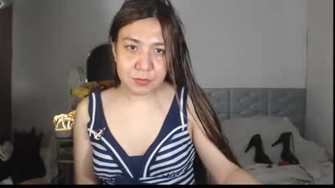 Stella online show from November 2025 08:52:01 PM