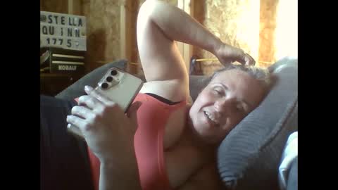 Stella online show from November 2025 09:13:02 PM