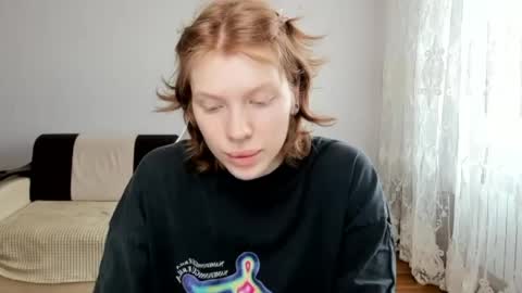 Snapshot of stellaswen chatting on April 2026 10:03:01 AM S T E L L A online show from April 2026 10:03:01 AM