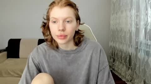 Snapshot of stellaswen chatting on May 2026 09:14:01 AM S T E L L A online show from May 2026 09:14:01 AM