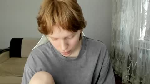 Snapshot of stellaswen chatting on June 2026 09:32:01 AM S T E L L A online show from June 2026 09:32:01 AM