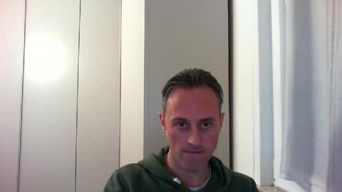 sten015 online show from December 2024 04:15:02 PM