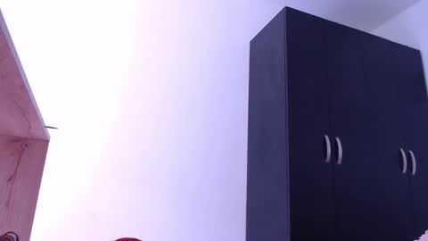 MIA online show from November 2025 02:45:01 AM