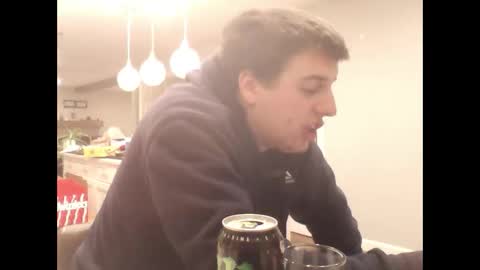 Snapshot of stepbro18 chatting on December 2024 07:18:02 AM Honestly Im a slut I have a high sex drive and I love talking to people off this platform  online show from December 2024 07:18:02 AM