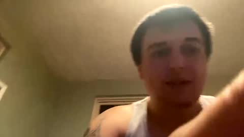 Snapshot of stepbro18 chatting on December 2024 12:09:01 AM Honestly Im a slut I have a high sex drive and I love talking to people off this platform  online show from December 2024 12:09:01 AM