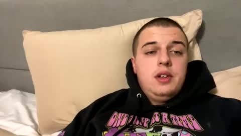 Snapshot of stepbro18 chatting on January 2025 11:16:01 PM Honestly Im a slut I have a high sex drive and I love talking to people off this platform  online show from January 2025 11:16:01 PM