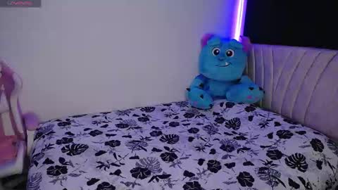 Emma online show from January 2025 12:07:01 AM