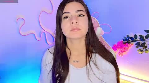 Emma online show from February 2026 01:43:02 AM