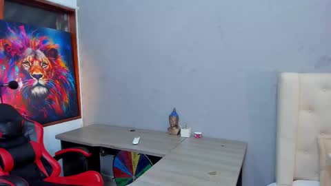 Stephane Rouss online show from October 2025 07:44:02 PM