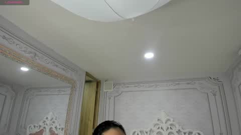         online show from February 2025 02:24:02 AM