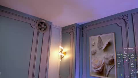         online show from November 2025 02:22:02 AM