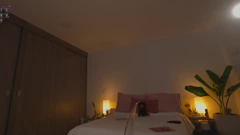 stephania_let online show from March 2026 01:59:02 PM