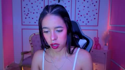 Stephania online show from January 2026 12:10:01 PM