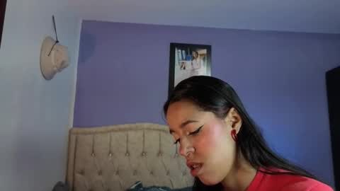 Stephania online show from March 2026 05:58:02 PM