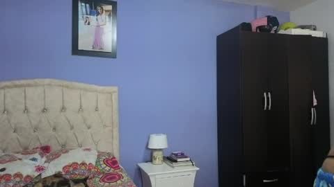 Snapshot of stephania_t chatting on May 2026 03:19:02 PM Stephania online show from May 2026 03:19:02 PM