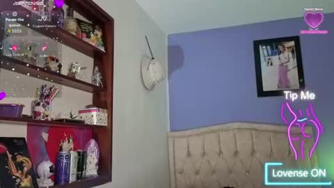 Snapshot of stephania_t chatting on June 2026 06:18:02 PM Stephania online show from June 2026 06:18:02 PM