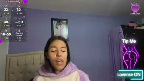 Snapshot of stephania_t chatting on July 2026 02:36:02 PM Stephania online show from July 2026 02:36:02 PM