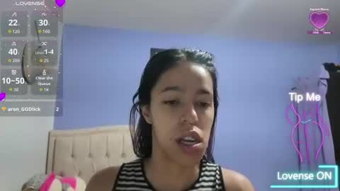 Snapshot of stephania_t chatting on July 2026 02:10:01 PM Stephania online show from July 2026 02:10:01 PM
