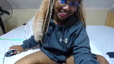 Snapshot of stephaniafa chatting on March 2025 03:45:01 AM perfectly imperfect girl online show from March 2025 03:45:01 AM