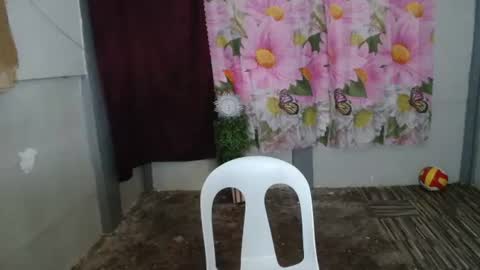 stephanie_zee online show from June 2026 06:37:02 AM