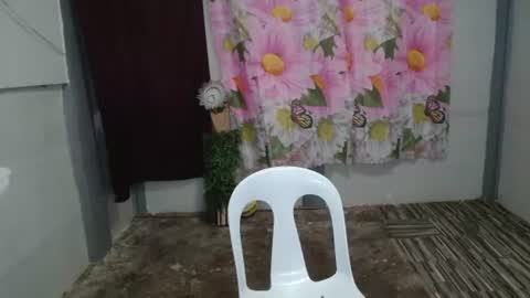 stephanie_zee online show from June 2026 12:42:02 PM