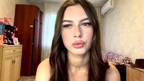 Snapshot of stephaniflicek chatting on June 2026 04:00:02 PM Stephani online show from June 2026 04:00:02 PM