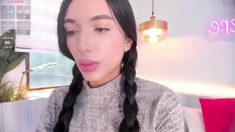 Stephany  online show from March 2026 04:36:01 PM