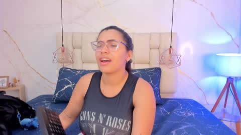 Snapshot of stephanysc chatting on December 2024 09:49:02 PM Stefanny online show from December 2024 09:49:02 PM