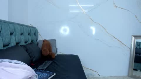 Stefanny online show from September 2025 11:43:01 PM