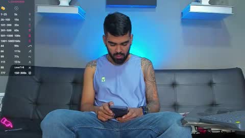    ................     online show from November 2025 07:49:02 PM