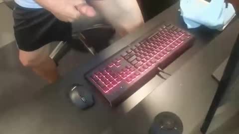 Snapshot of stephenhal9 chatting on September 2025 03:34:02 PM stephenhal9 online show from September 2025 03:34:02 PM