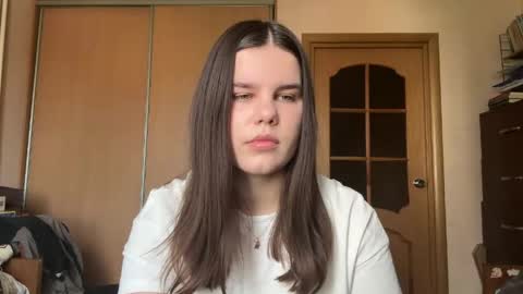 Snapshot of stepheniedockerty chatting on May 2026 09:48:01 AM Alla online show from May 2026 09:48:01 AM