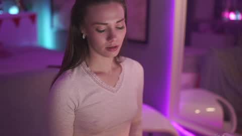 stephie0404 online show from December 2024 10:20:02 PM