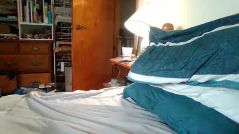 Ian23602 online show from September 2025 09:07:02 PM