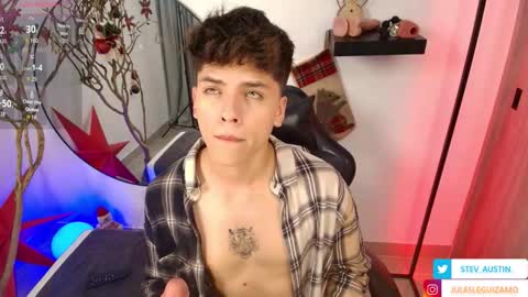 Stev austin  online show from December 2025 11:20:02 PM