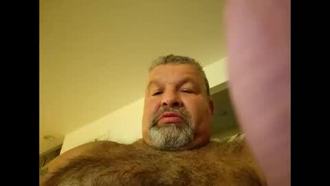 Snapshot of steved6001 chatting on December 2024 01:51:01 AM steved6001 online show from December 2024 01:51:01 AM