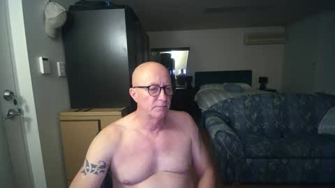 stevejohnson3367 online show from October 2025 01:34:01 PM