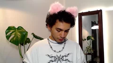 Daniel Steven Navarro online show from March 2026 06:33:01 PM