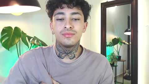 Daniel Steven Navarro online show from March 2026 02:27:02 AM