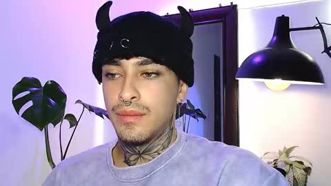 Daniel Steven Navarro online show from March 2026 03:44:01 AM