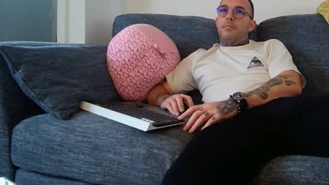 stevie_rae online show from October 2025 12:17:01 PM