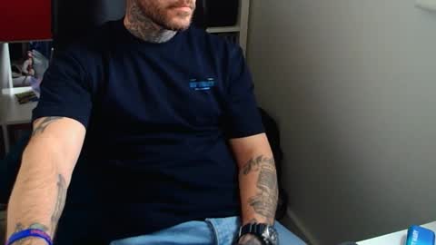 stevie_rae online show from November 2025 02:18:01 PM