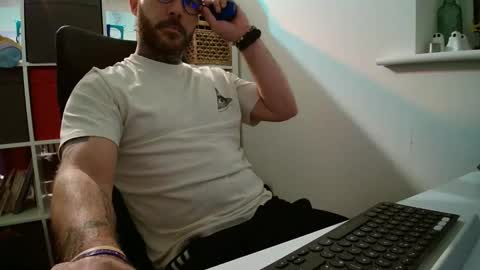 stevie_rae online show from November 2025 08:52:01 PM