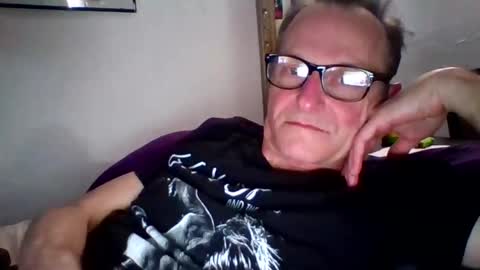 steviehard7 online show from January 2025 06:01:02 AM