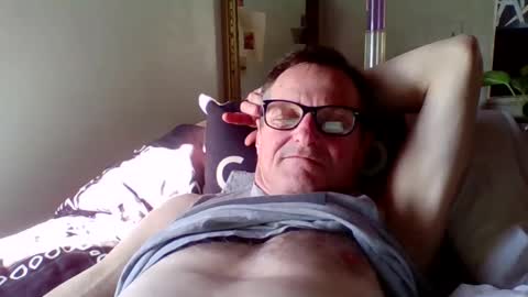 steviehard7 online show from January 2025 10:02:01 PM