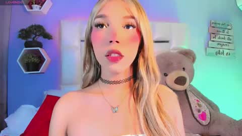 Steisee Reyes online show from October 2025 10:41:01 PM