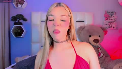 Steisee Reyes online show from November 2025 10:34:02 PM