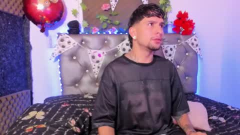 Manuel online show from June 2026 03:40:01 AM