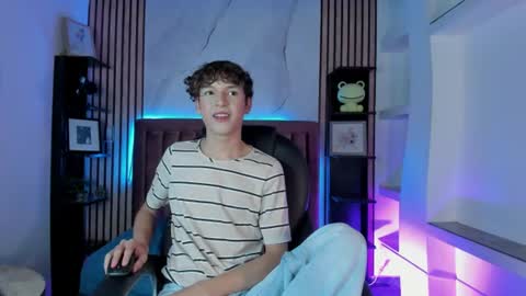 Sthepano  online show from July 2026 03:42:01 AM